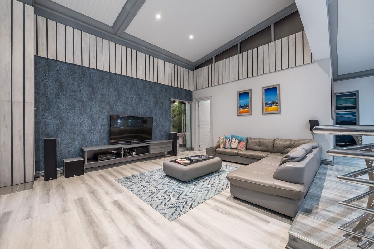 Exclusive Oyster Bay Residence Framing Pinnacle Point’s Most Spectacular Ocean Vistas - Photo 2