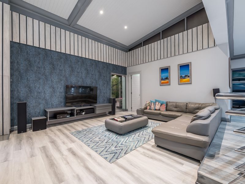 Exclusive Oyster Bay Residence Framing Pinnacle Point’s Most Spectacular Ocean Vistas - Photo 2