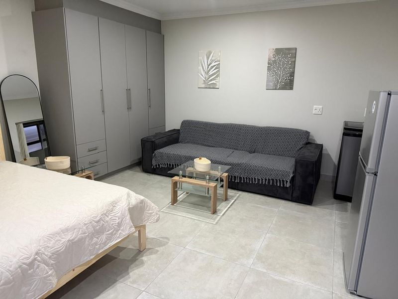 Secure, Furnished Room with Private Entrance (No Main House Access) - Photo 3