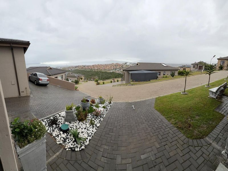 Secure, Furnished Room with Private Entrance (No Main House Access) - Photo 9