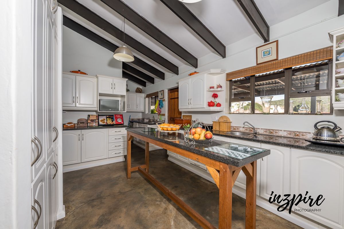 Short-Term Fully Furnished Rental in Diaz Beach – 3 Bedroom Home with Privacy & Space - Photo 3