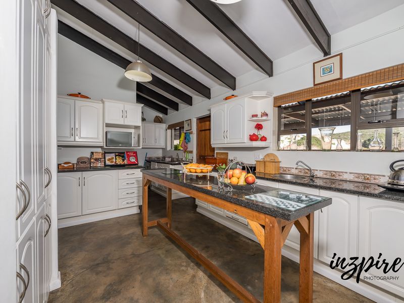 Short-Term Fully Furnished Rental in Diaz Beach – 3 Bedroom Home with Privacy & Space - Photo 3