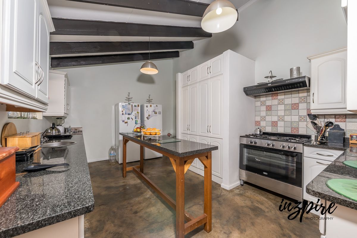 Short-Term Fully Furnished Rental in Diaz Beach – 3 Bedroom Home with Privacy & Space - Photo 4