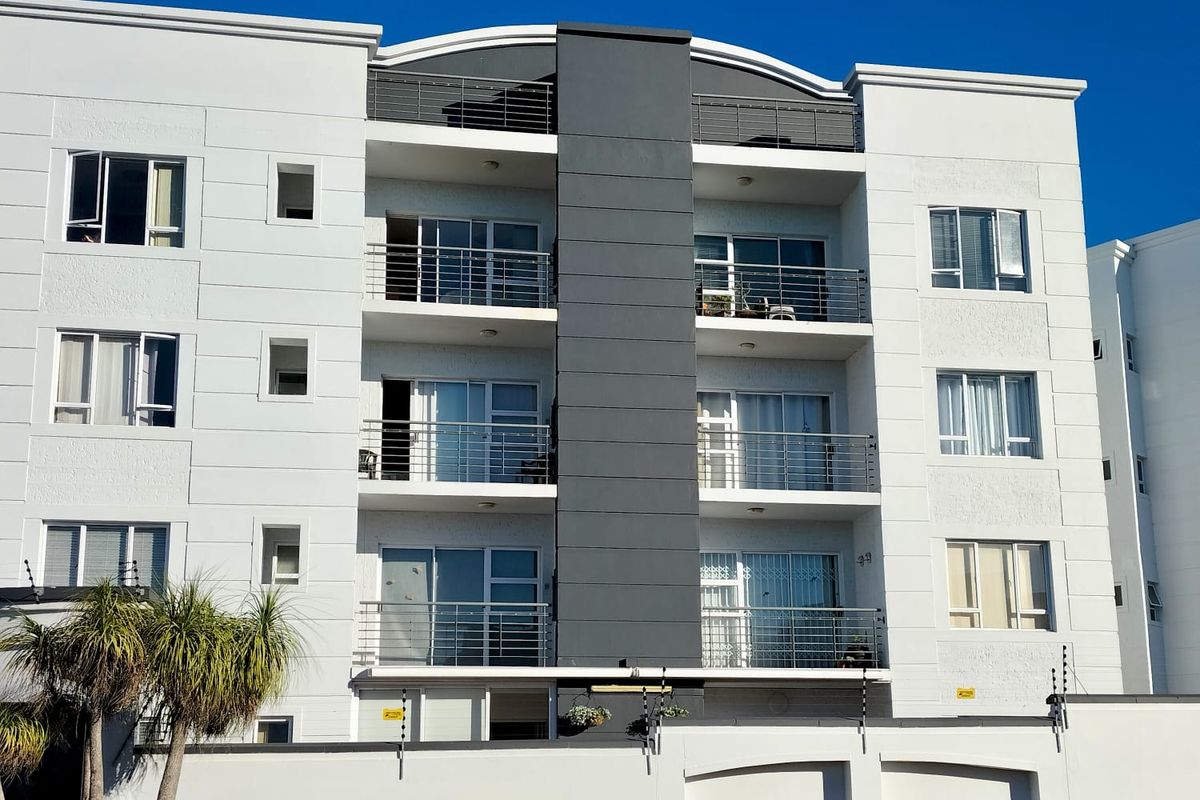 MODERN 3 BEDROOM APARTMENT WITH STUNNING SEA AND MOUNTAIN VIEWS  -  REEBOK - Photo 2