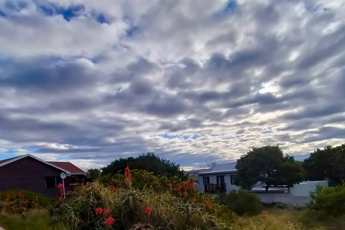 VACANT LAND FOR SALE IN FRAAIUITSIG, KLEIN BRAK RIVER - Photo 2