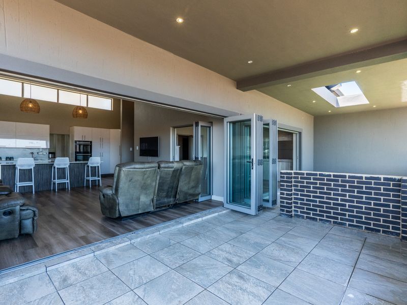 Coastal Luxury & Entertainer’s Paradise in Monte Christo Eco Estate - Photo 9