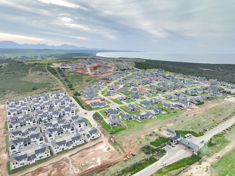 Building package only, Excluding land and ground works. - Photo 6