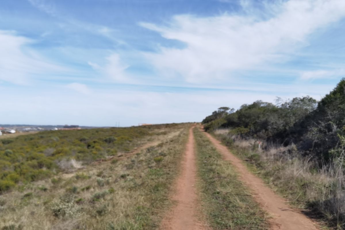 Building package only, Excluding land and ground works. - Photo 5