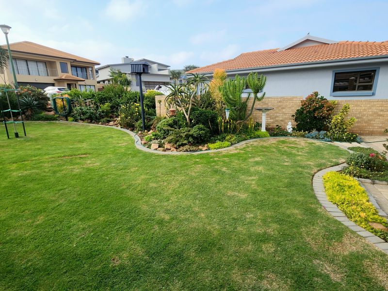 Elegant Single-Level Luxury in Prestigious Monte Christo Eco Estate - Photo 5
