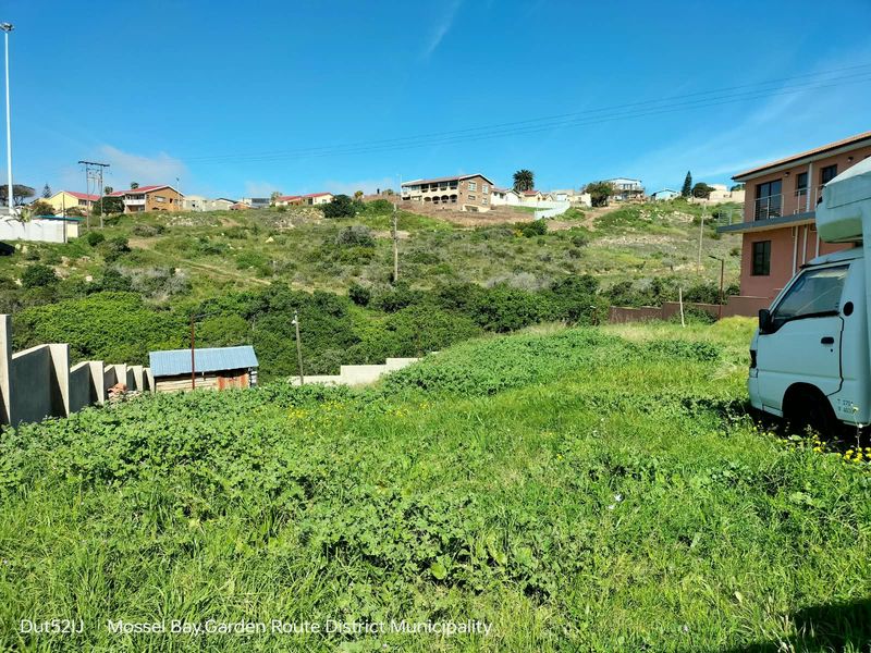 VACANT LAND WITH SPECTACULAR SEA VIEWS IN DE BAKKE, MOSSEL BAY - Photo 9
