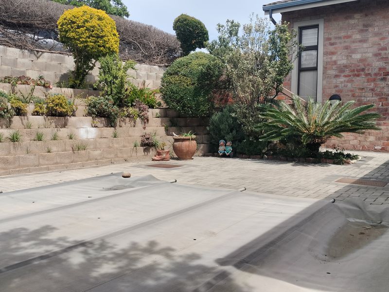 RETIRE IN COMFORT – WITH AN EXTRA R10,000 MONTHLY INCOME! - Photo 5