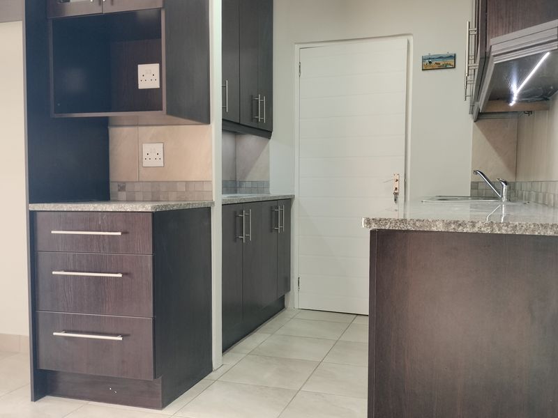 RETIRE IN COMFORT – WITH AN EXTRA R10,000 MONTHLY INCOME! - Photo 10