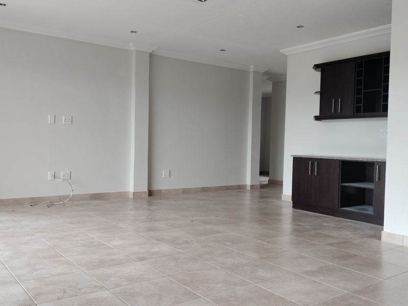 RETIRE IN COMFORT – WITH AN EXTRA R10,000 MONTHLY INCOME! - Photo 8