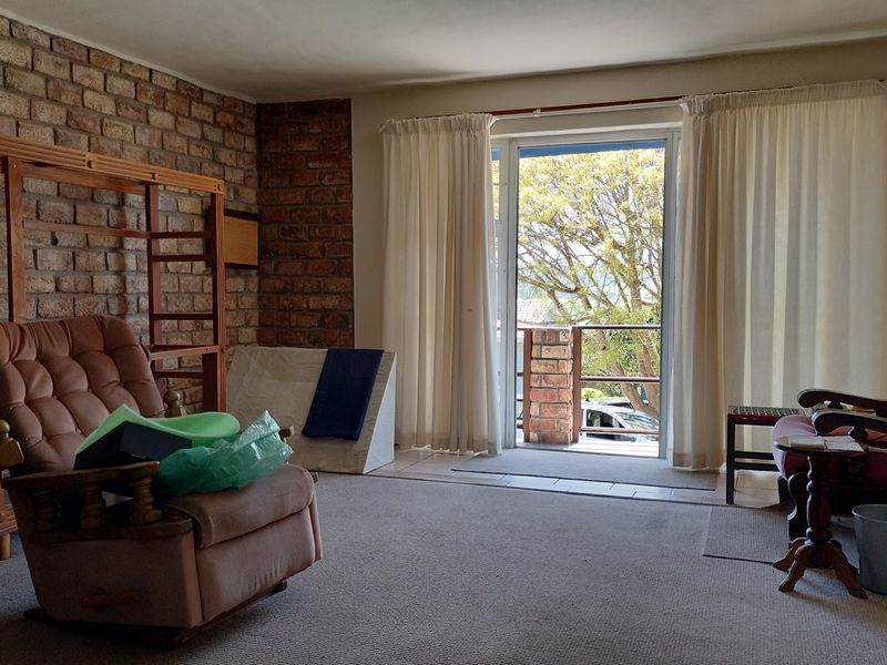 **TWO HOMES IN ONE! | SPACE, VIEWS & ENDLESS POSSIBILITIES** - Photo 8