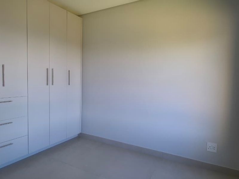 Modern 3-Bedroom Family Home for Rent in Secure Estate - Photo 10