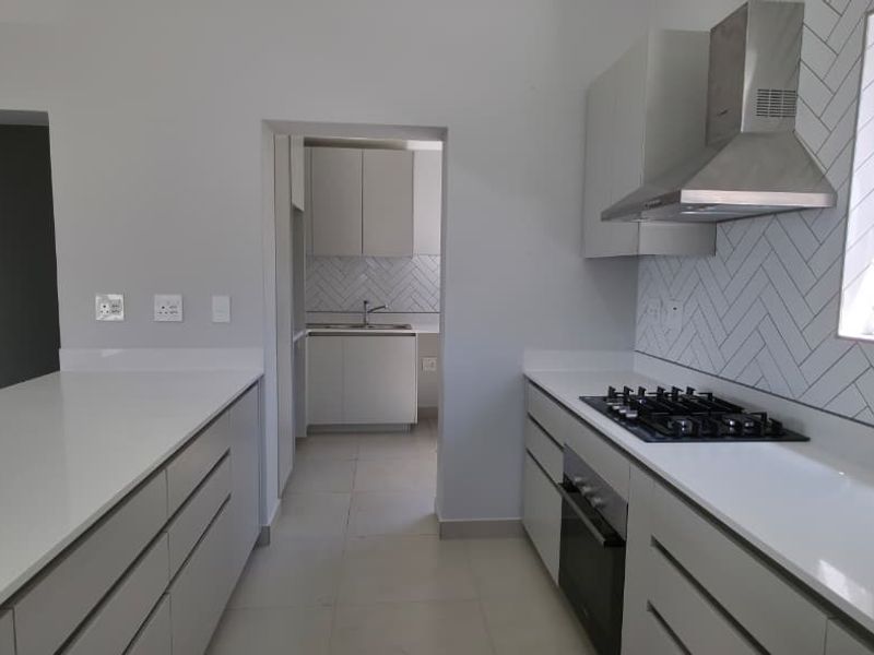 Modern 3-Bedroom Family Home for Rent in Secure Estate - Photo 2