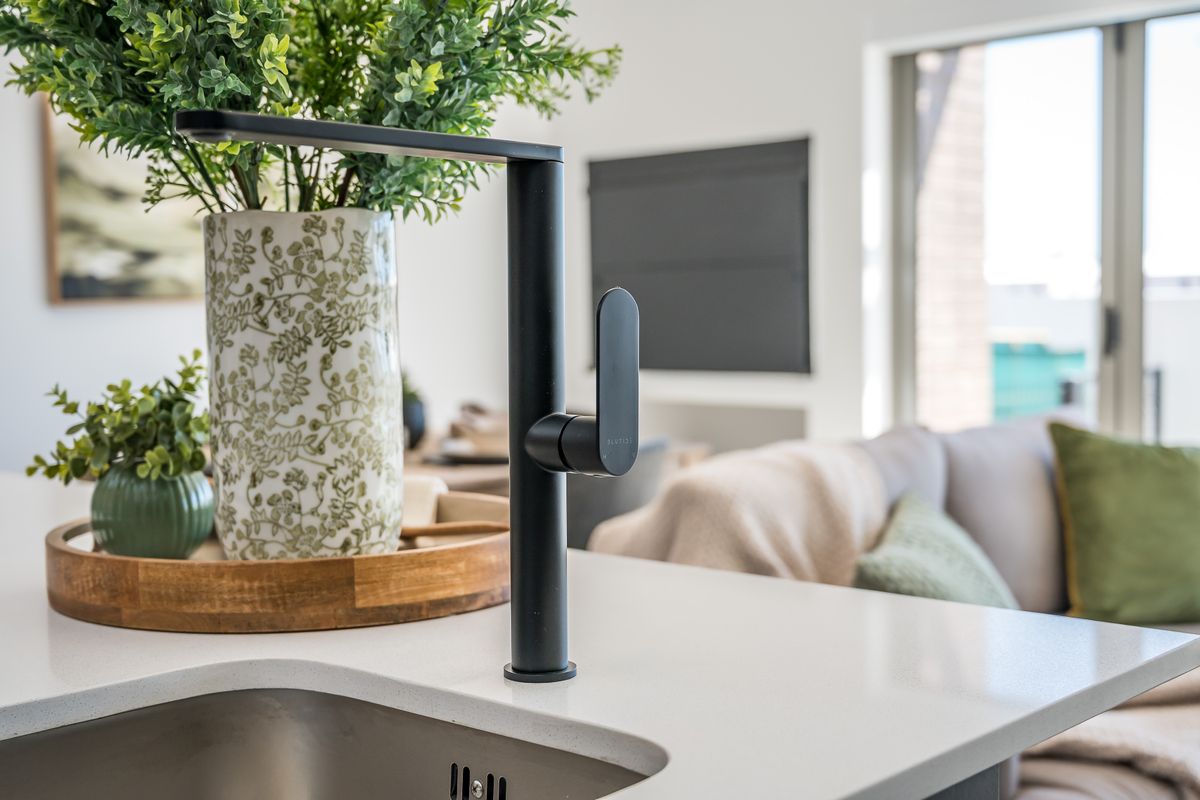 Luxury Living Meets Family Adventure, Hillside Park, Mossel Bay - Photo 4