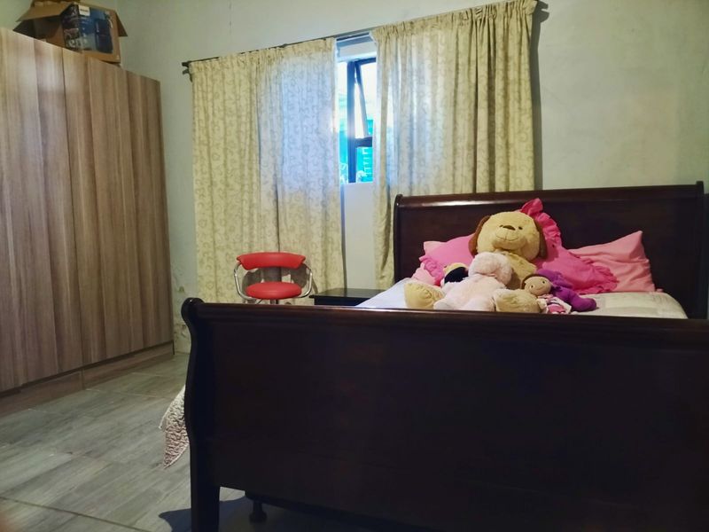 FAMILY HOME WITH BEAUTIFUL MOUNTAIN & VALLEY VIEWS :  Greenhaven, Groot Brak River - Photo 8