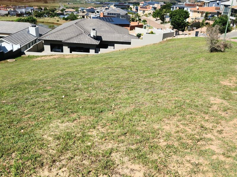 Build Your Dream Home with a Distant Sea View in Monte Christo - Photo 4