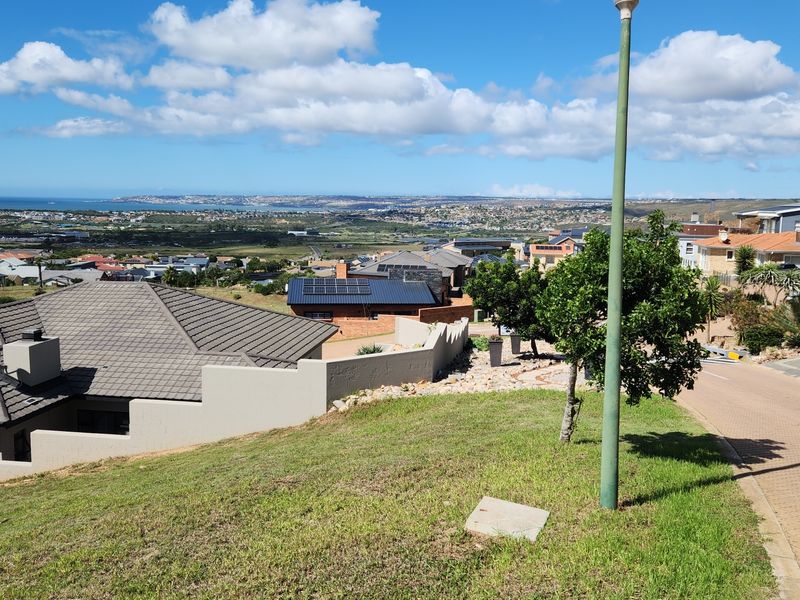 Build Your Dream Home with a Distant Sea View in Monte Christo - Photo 9