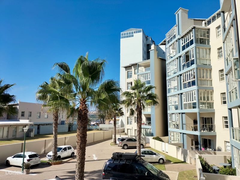 STUNNING BEACHFRONT APARTMENT IN SECURE BEACH COMPLEX - Photo 3