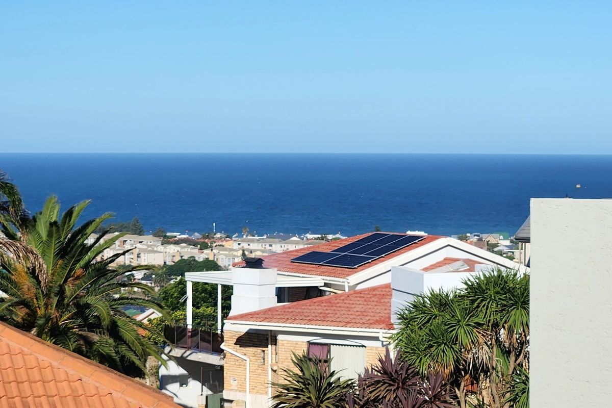 Exceptional Modern Coastal Living in a Prime Location - Photo 2