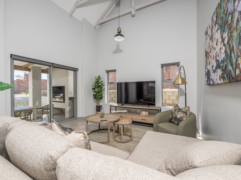 Modern Klein Karoo Living at Hartland Lifestyle Estate - Photo 3