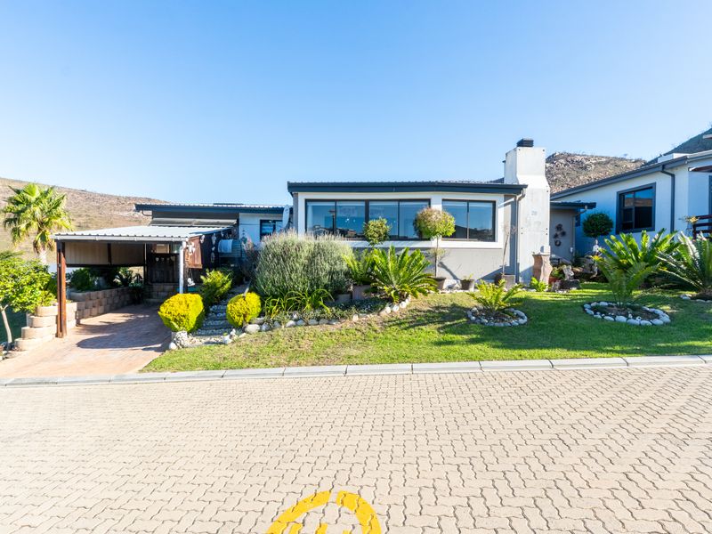 Modern Family Home in Popular Mussel Creek, Island View - Photo 2