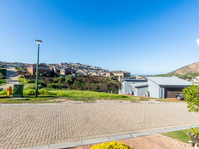 Modern Family Home in Popular Mussel Creek, Island View - Photo 6