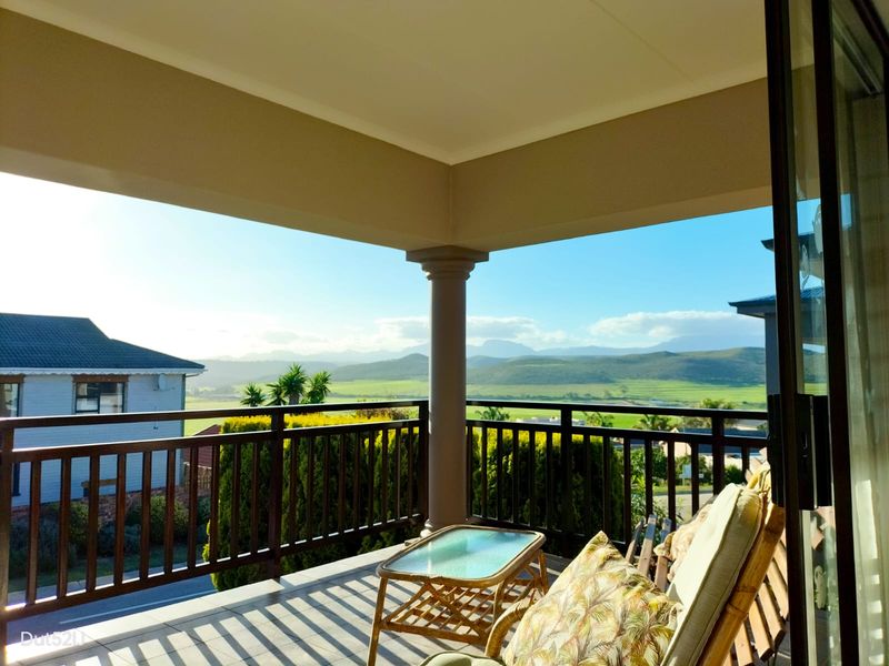 BEAUTIFUL FAMILY HOME WITH SPACIOUS FLATLET IN POPULAR FRAAIUITSIG - Photo 3