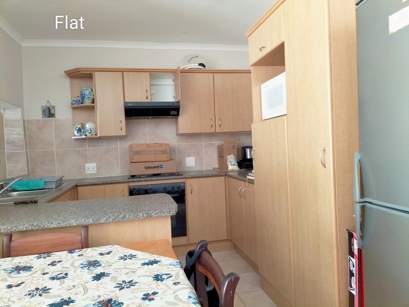 BEAUTIFUL FAMILY HOME WITH SPACIOUS FLATLET IN POPULAR FRAAIUITSIG - Photo 6