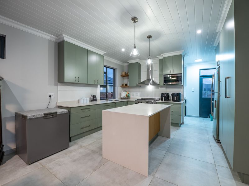 Coastal Living at Its Finest A Warm Welcome Home - Photo 8