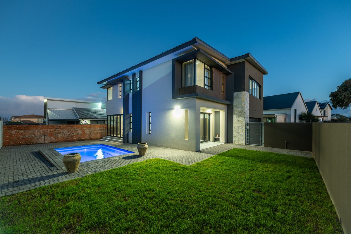 Coastal Living at Its Finest A Warm Welcome Home - Photo 2