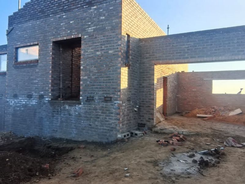 Contemporary Double‐Storey Duet in Dana Bay – Under Construction - Photo 4