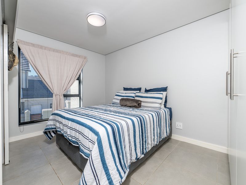 Charming Contemporary Villa in Hartland Lifestyle Estate, Hartenbos - Photo 9