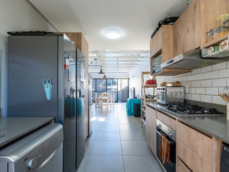 Charming Contemporary Villa in Hartland Lifestyle Estate, Hartenbos - Photo 8