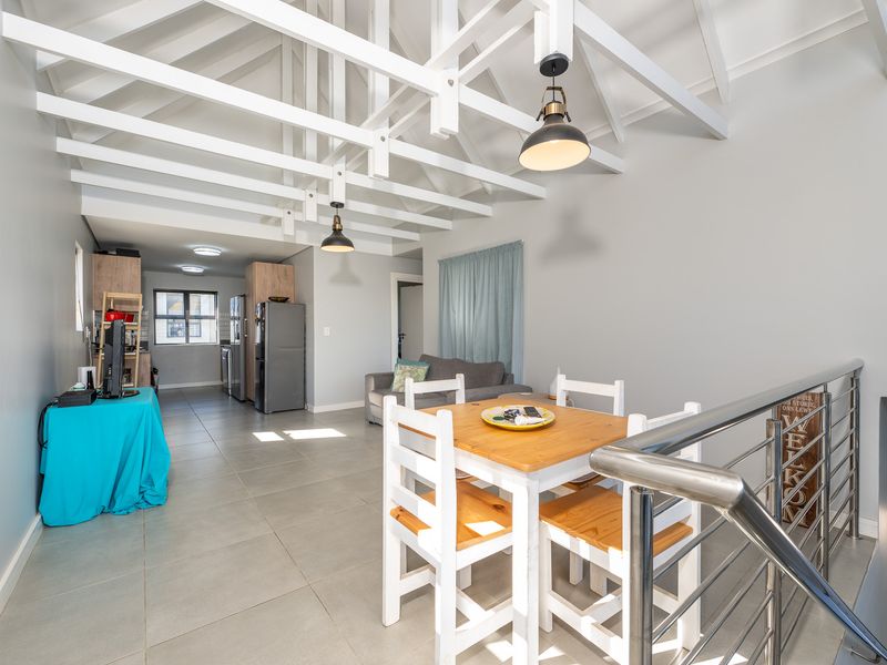 Charming Contemporary Villa in Hartland Lifestyle Estate, Hartenbos - Photo 4