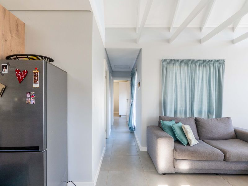 Charming Contemporary Villa in Hartland Lifestyle Estate, Hartenbos - Photo 5