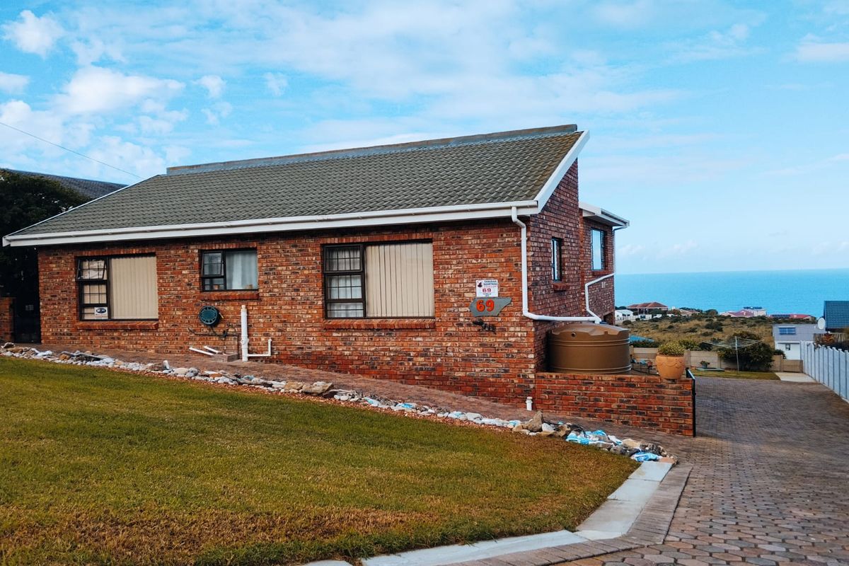 Exclusive Face brick Home with Wildlife & Ocean Views - Photo 3