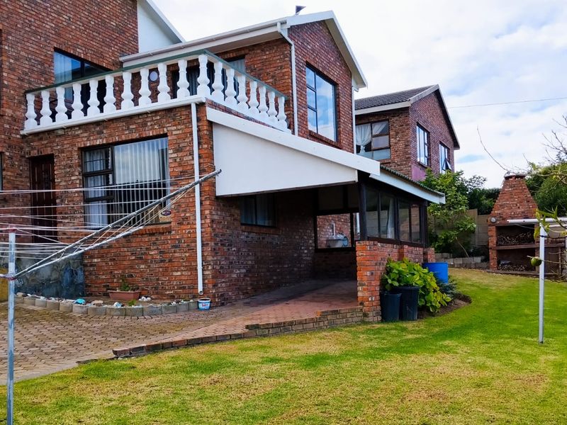 Exclusive Face brick Home with Wildlife & Ocean Views - Photo 9