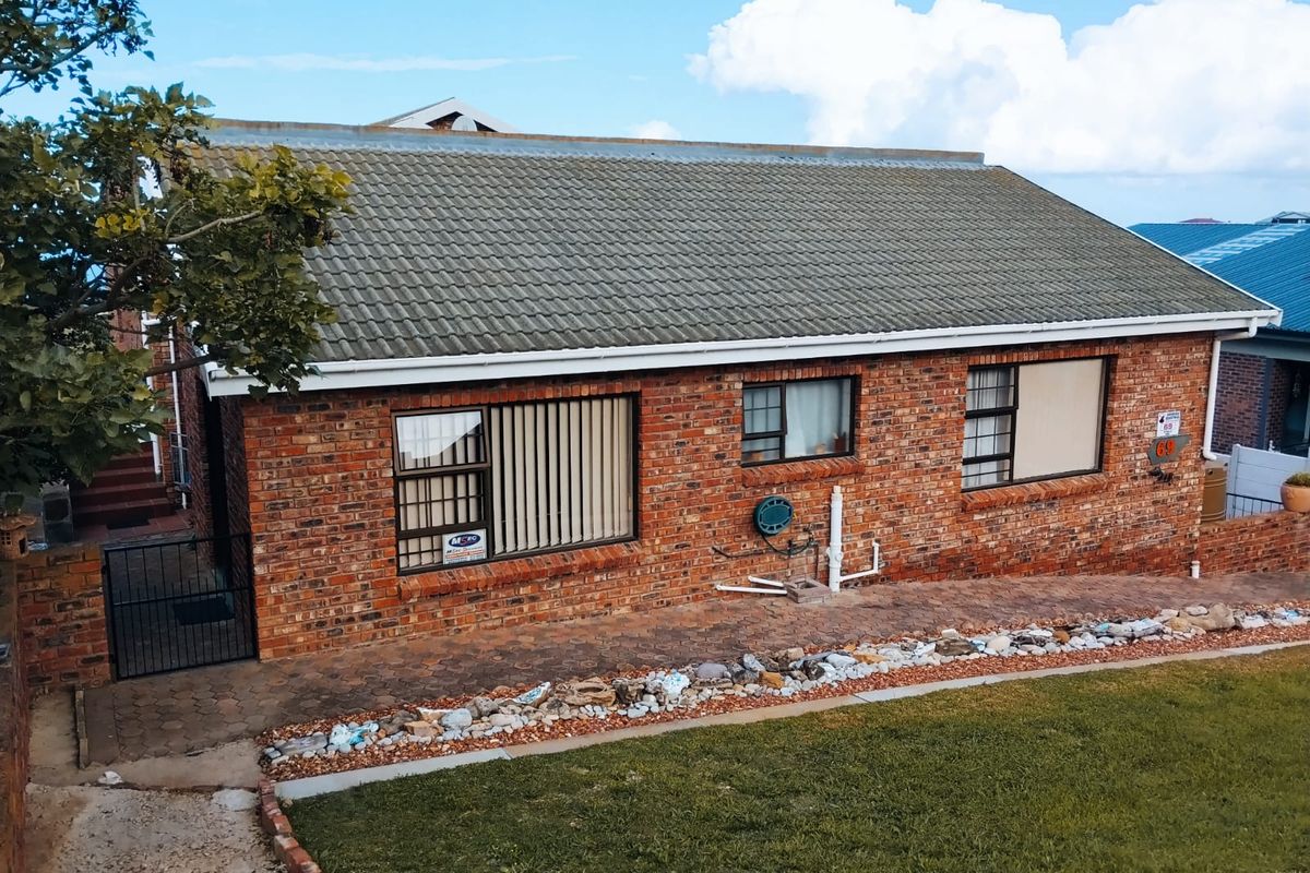Exclusive Face brick Home with Wildlife & Ocean Views - Photo 5