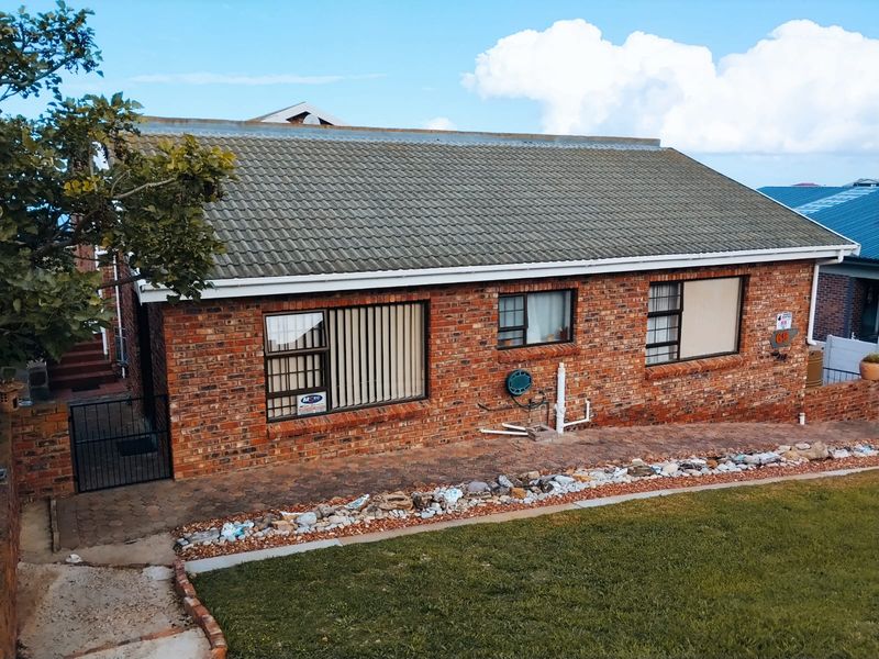 Exclusive Face brick Home with Wildlife & Ocean Views - Photo 5