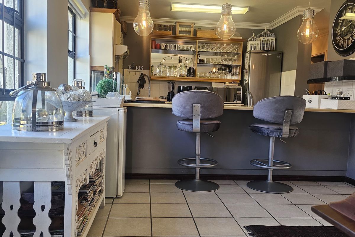 Easy lock-up & go lifestyle in Mossel Bay Golf Estate - Photo 3
