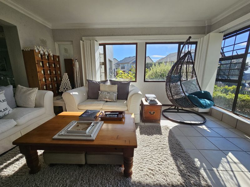 Easy lock-up & go lifestyle in Mossel Bay Golf Estate - Photo 9