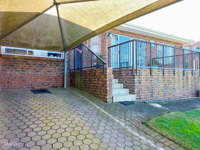 IDEAL HOLIDAY RETREAT - Photo 10