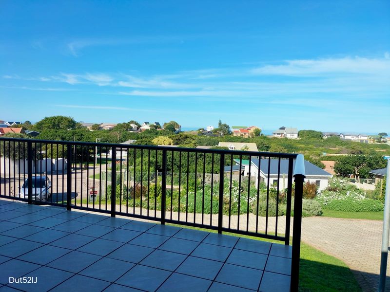 IDEAL HOLIDAY RETREAT - Photo 9