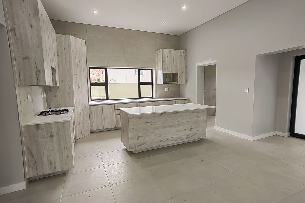 Modern 2-Bedroom Home To Rent in Hartland - Photo 4
