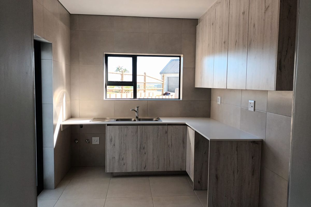Modern 2-Bedroom Home To Rent in Hartland - Photo 5