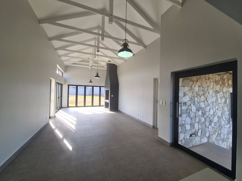 Stunning Newly Build 3-Bed Coastal Home | Hartland Estate - Photo 2