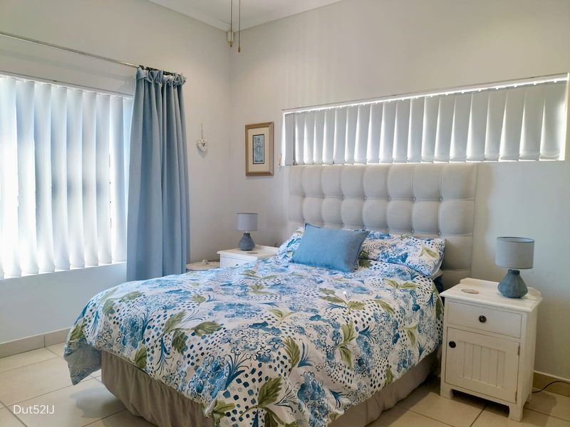 MODERN FAMILYLIVING IN BEAUTIFUL REEBOK - Photo 4